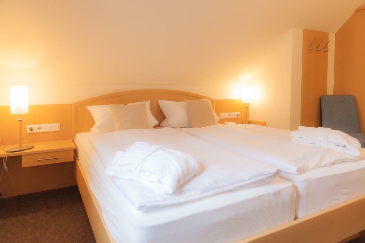 Landhotel Hermannshoehe Легден Екстериор снимка