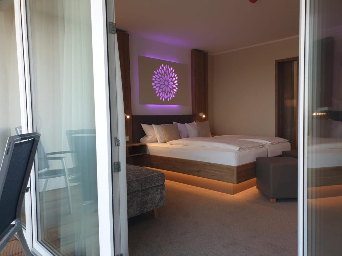 Landhotel Hermannshoehe Легден Екстериор снимка