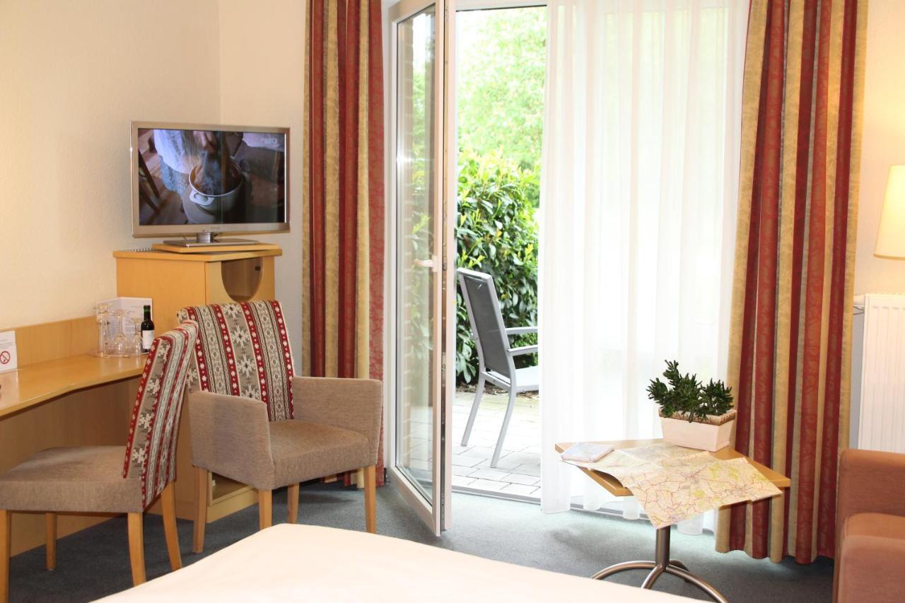 Landhotel Hermannshoehe Легден Екстериор снимка