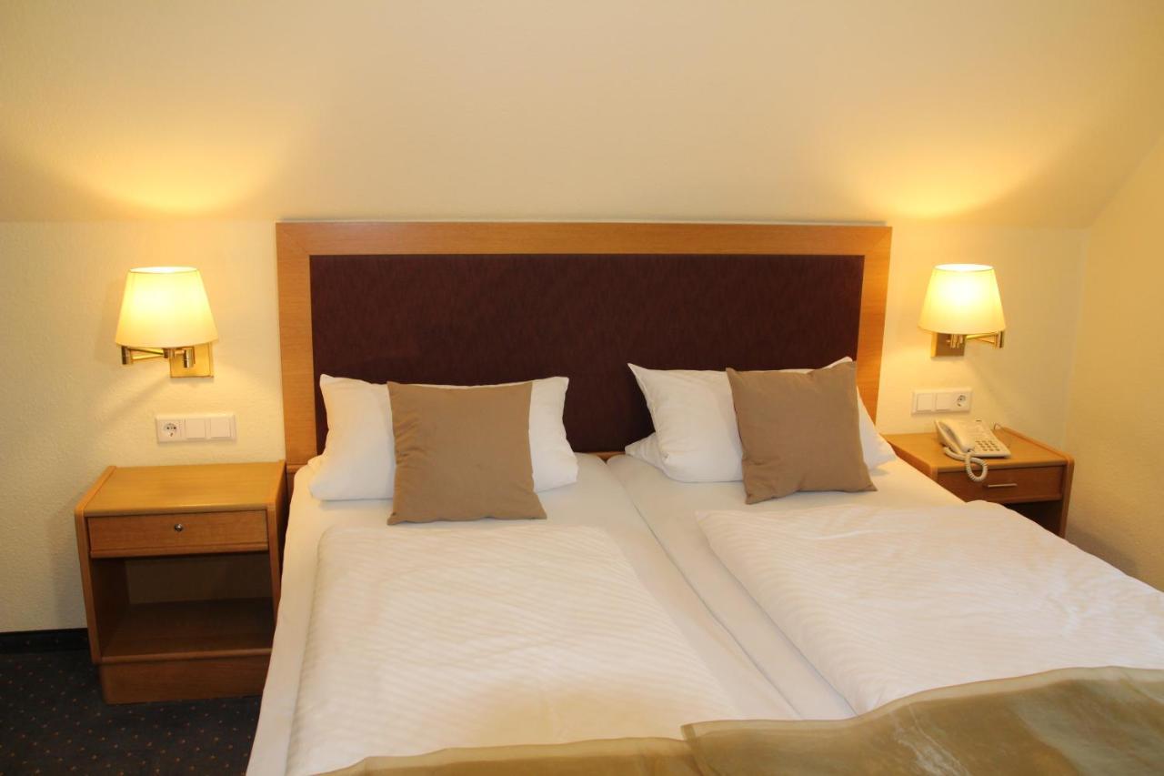 Landhotel Hermannshoehe Легден Екстериор снимка
